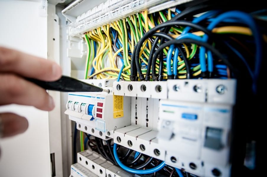Welche Unterschiede zwischen der DGUV V3 Prüfung und anderen Elektroprüfungen bestehen