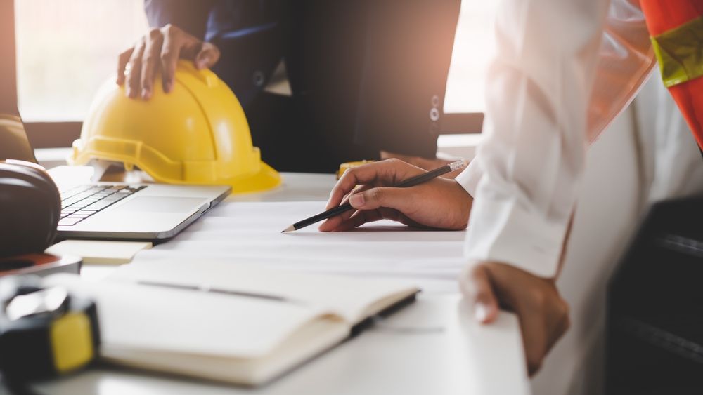 Effektive Strategien für Headhunter Baubranche: Mitarbeitergewinnung und -bindung